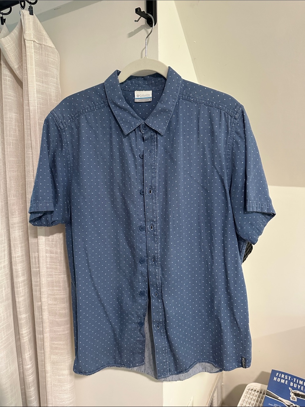 Columbia Men's Navy Blue Short-Sleeve Dot Button-Down Shirt